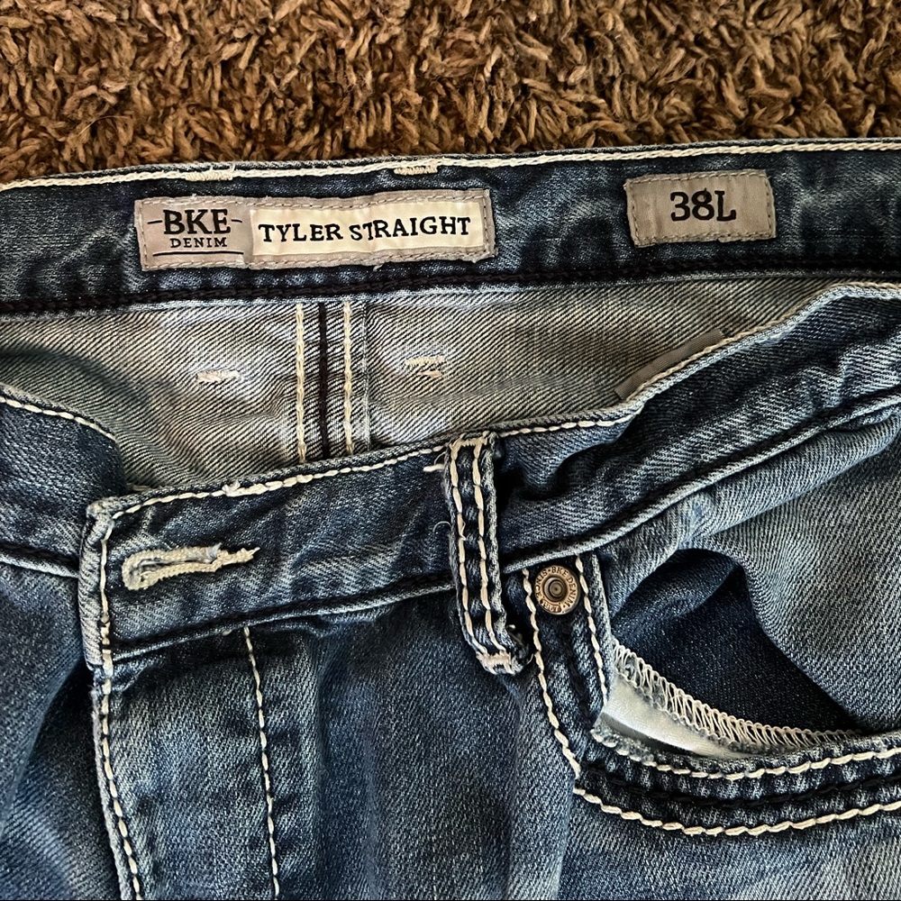 Buckle Tyler Straight 38L